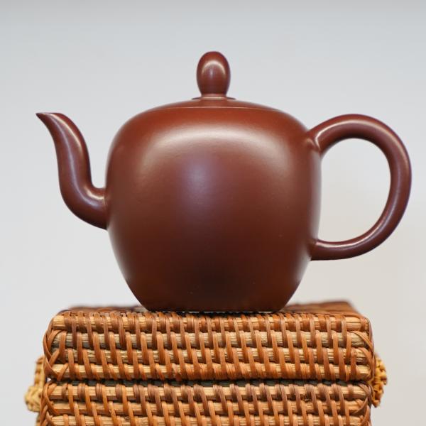 Исинский чайник «Мэй Жэнь Цзянь 4» 210 мл Исинский чайник «Мэй Жэнь Цзянь 4» 210 мл