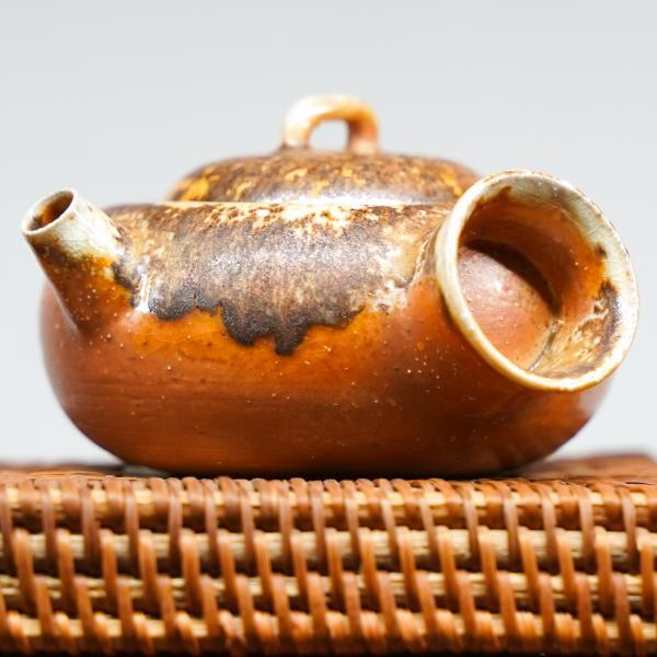 Чайник «Ириска Кюсу 2» Дэхуа 120&nbsp;мл