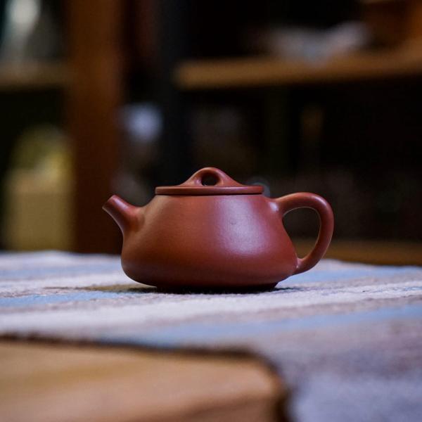 Исинский чайник «Сан Цзу Ши Пяо» Цин Шуй Ни 130&nbsp;мл