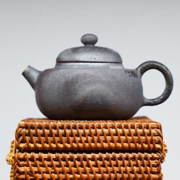 Чайник «Металл 12» Дэхуа 170 мл Чайник «Металл 12» Дэхуа 170 мл