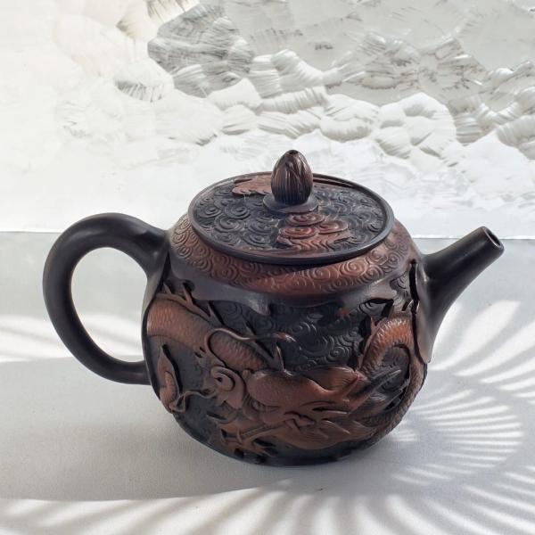 Чайник из Гуанси «Нисин тао Дракон» резной 235 мл фото