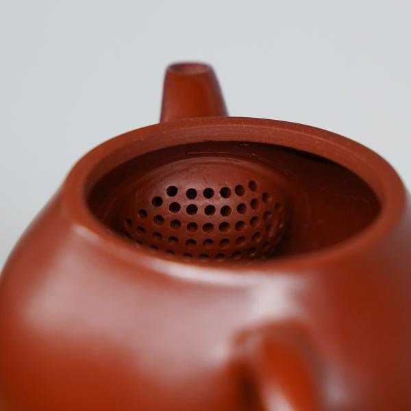 Исинский чайник «2614 эгоист» 100 мл Исинский чайник «2614 эгоист» 100 мл