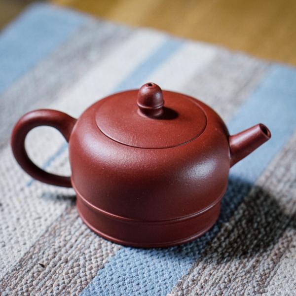 Исинский чайник «Дэ Чжун Ху 2114» 200&nbsp;мл