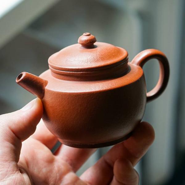 Исинский чайник «Дэ Чжун Ху 2231» 130 мл фото