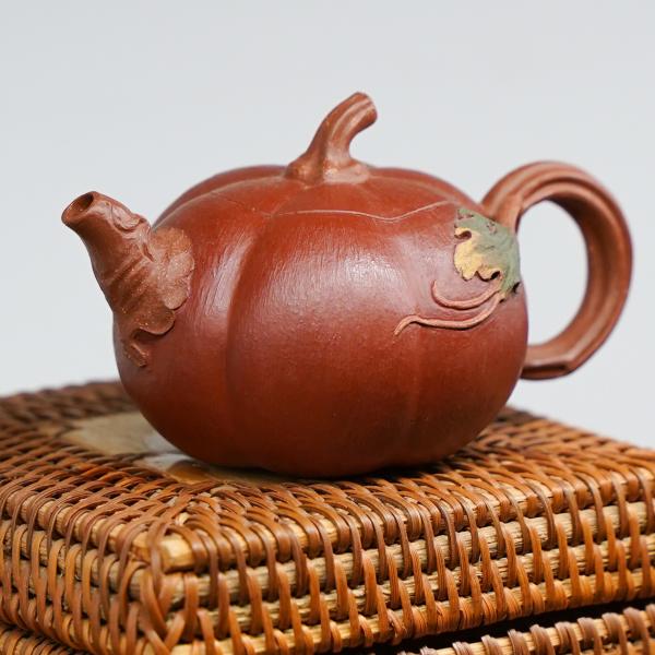 Исинский чайник «Яблоко 2 Жао Цин» 105 мл Исинский чайник «Яблоко 2 Жао Цин» 105 мл