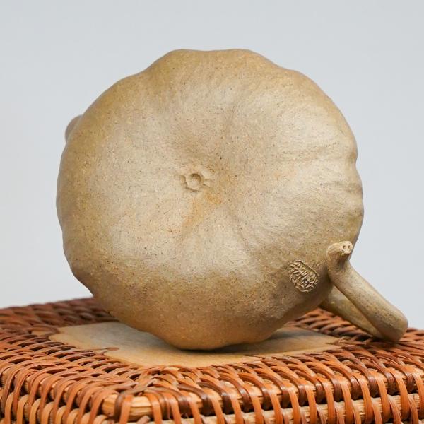 Исинский чайник «Тыква 3» 75 мл Исинский чайник «Тыква 3» 75 мл