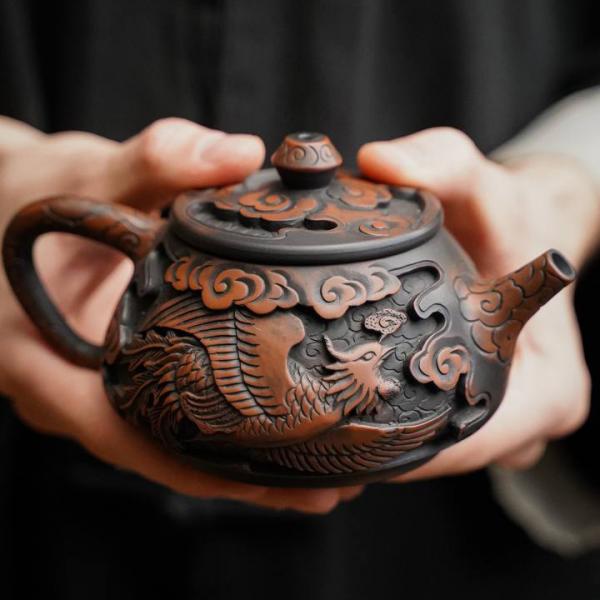 Чайник из Гуанси «Нисин Тао Ши Пяо» резной 325 мл фото