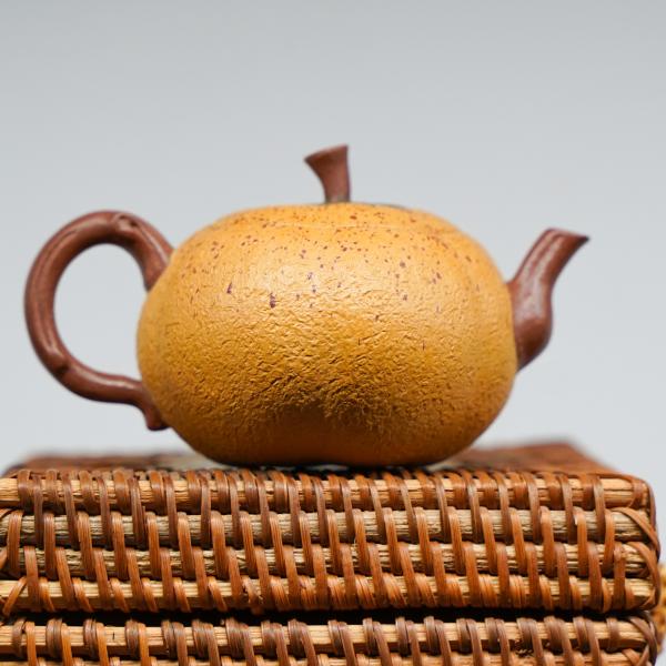 Исинский чайник «Жёлтое яблоко Жао Цин» 80 мл Исинский чайник «Жёлтое яблоко Жао Цин» 80 мл