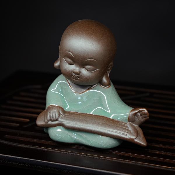 Чайная фигурка «Шаолиньский монах 6» исинская глина 9х9 см фото
