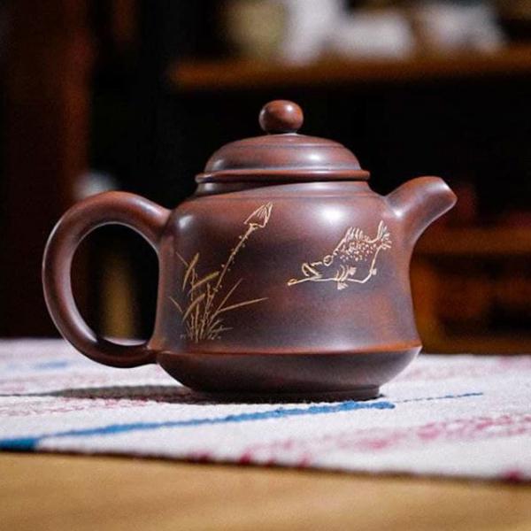 Чайник из Гуанси «Нисин Тао Золотой Колокол» 175 мл фото