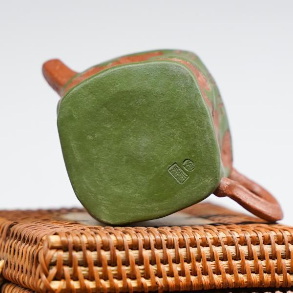 Исинский чайник «Кубический Жао Цин» 120 мл Исинский чайник «Кубический Жао Цин» 120 мл