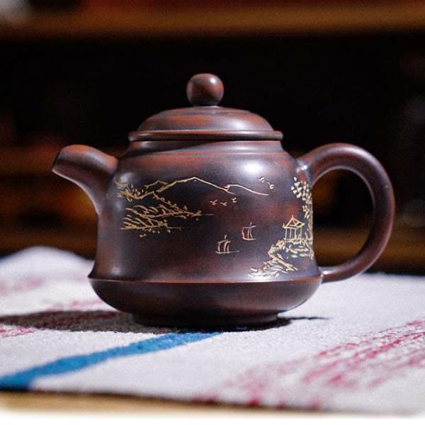 Чайник из Гуанси «Нисин Тао Золотой Колокол Горный Пейзаж» 170 мл фото