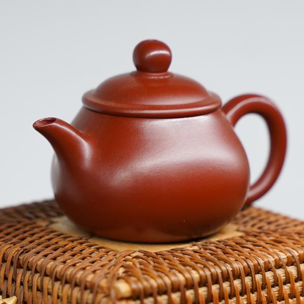 Исинский чайник «2614 эгоист» 100 мл Исинский чайник «2614 эгоист» 100 мл