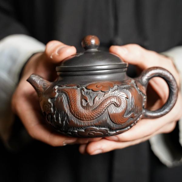Чайник из Гуанси «Нисин Тао» резной 260 мл фото