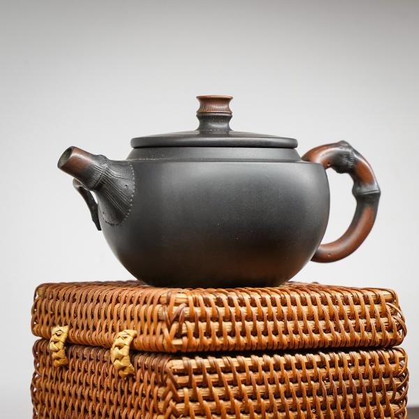 Чайник «Фан Гу» Цзяньшуй керамика 230&nbsp;мл