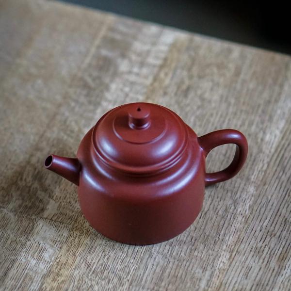 Исинский чайник «Дэ Чжун Ху 2202» 200&nbsp;мл