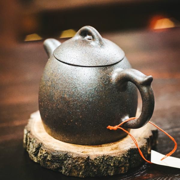 Исинский чайник «Дэ Чжун Ху» 200&nbsp;мл